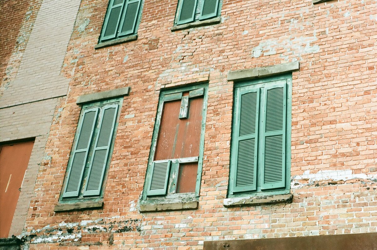 68998593_1084714_7e89a64a31027298d93d371e3bad0c4b_full