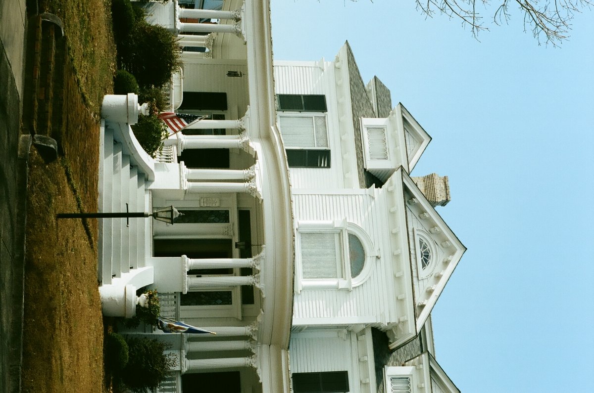 68998608_1084714_744482ca2b5d28a3c56000033b87a370_full